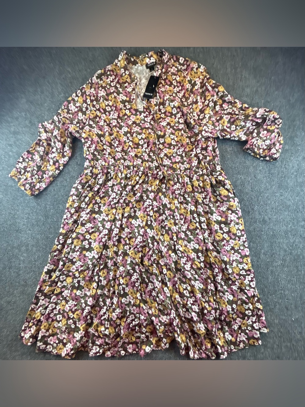 TORRID Mini Stretch Challis Front Keyhole Dress Floral Size 2x NWT